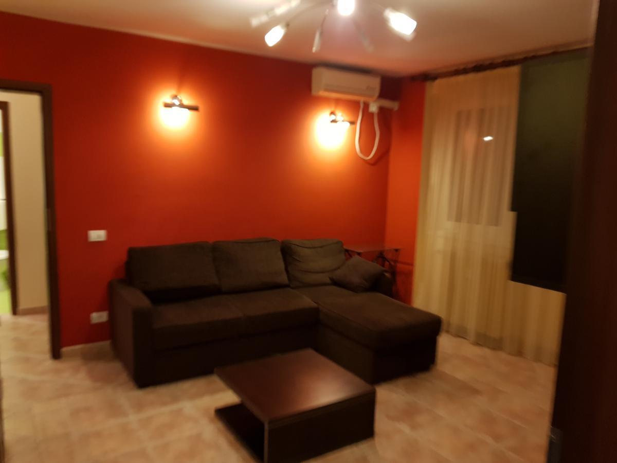 3 Rooms Stefan Cel Mare Bucharest Exterior photo